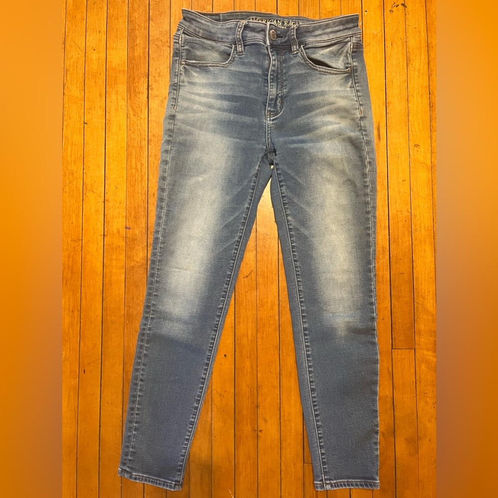 American Eagle Outfitters ‘super stretch’ skinny jeans